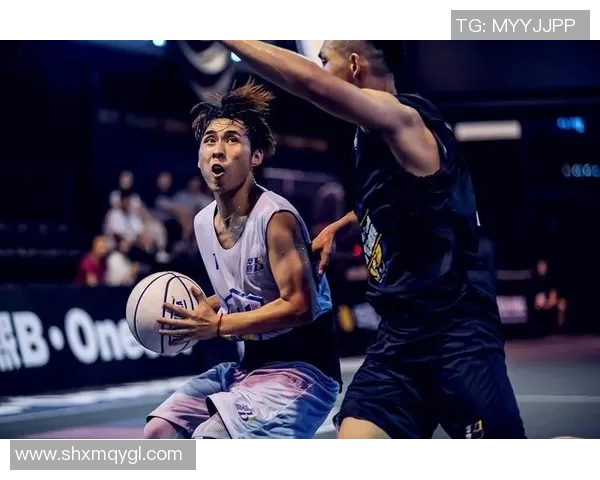 杭州篮球队在城市联赛中以51分稳居积分榜首位展现强劲实力 杭州篮球队在城市联赛中以51分稳居积分榜首位展现强劲实力